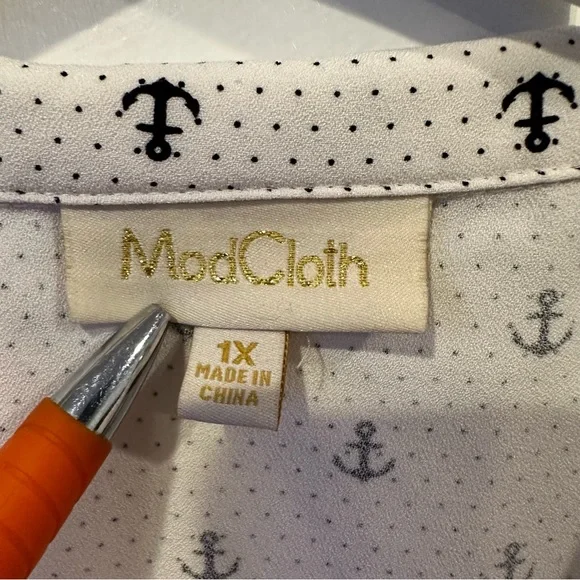 Modcloth Women's White Anchor Button Front Sleeveless Blouse Top Plus Size 1X - Picture 3 of 3